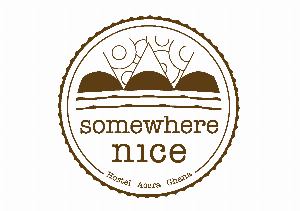 somewhere nice laundry Logo